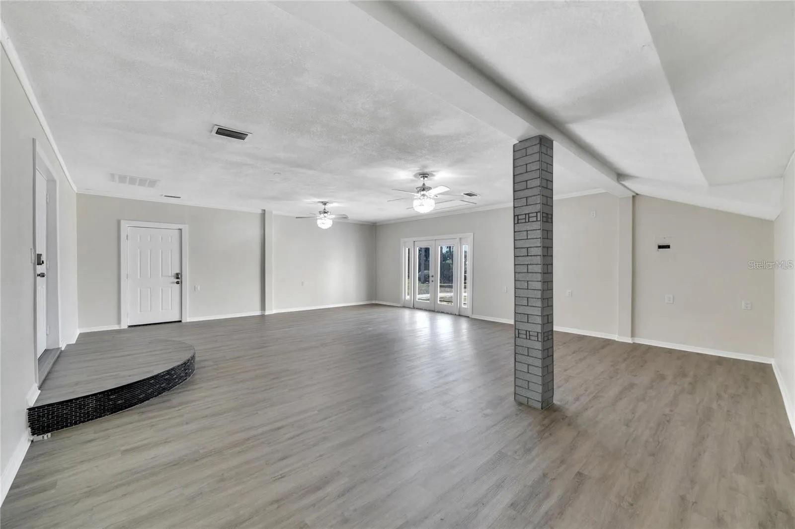 9307 River Cove Dr Property Photo 37