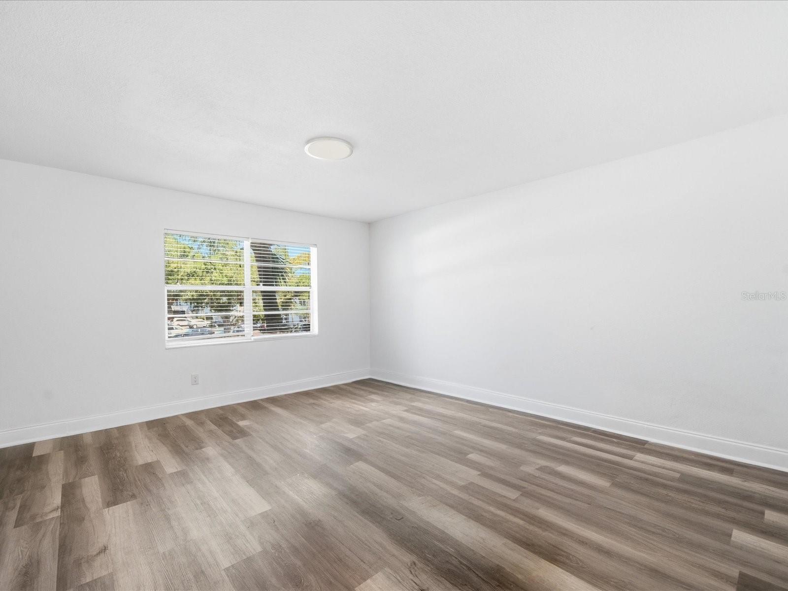 9009 Tudor Dr #g206 Property Photo 5