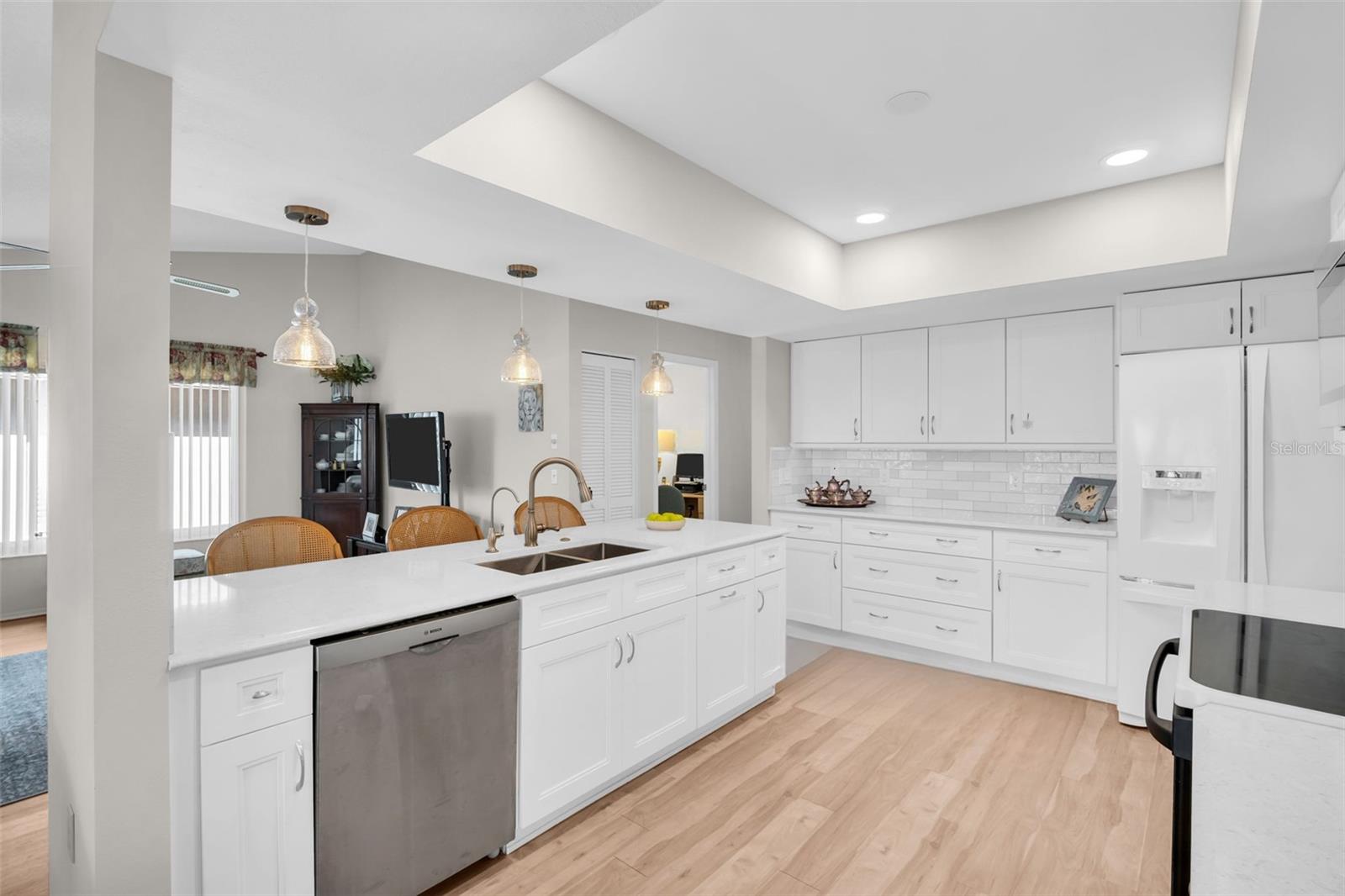 3960 Tarpon Pointe Cir Property Photo 16