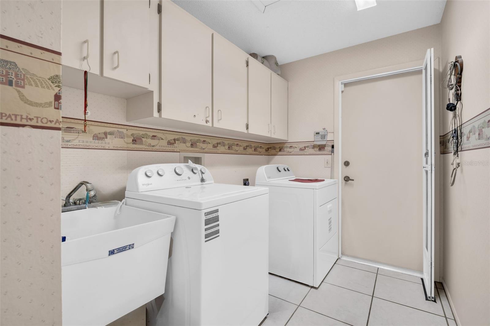 3960 Tarpon Pointe Cir Property Photo 33