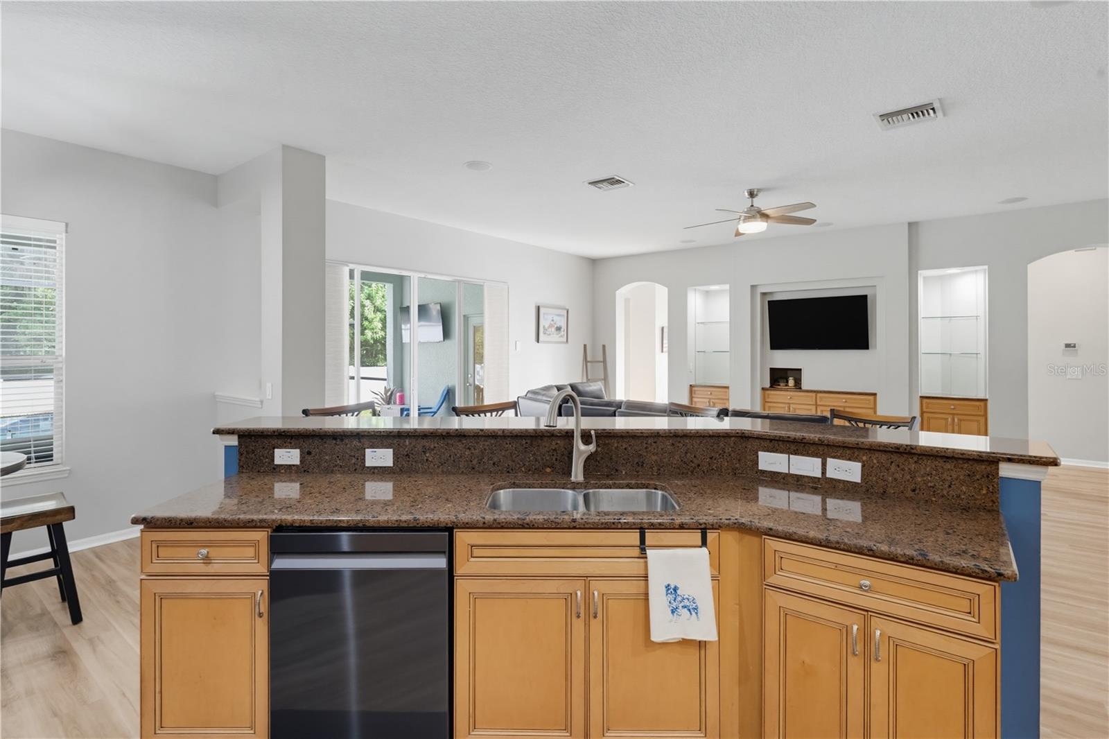 11704 Newberry Grove Loop Property Photo 32