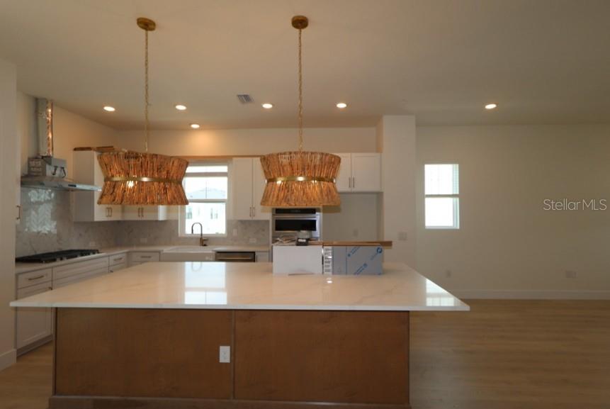 1650 Springwell Ln Property Photo 9