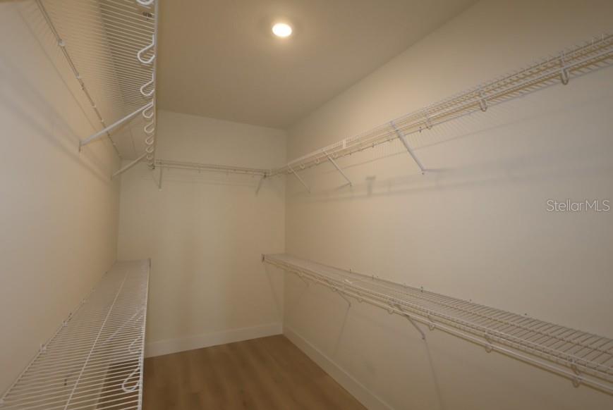 1650 Springwell Ln Property Photo 17