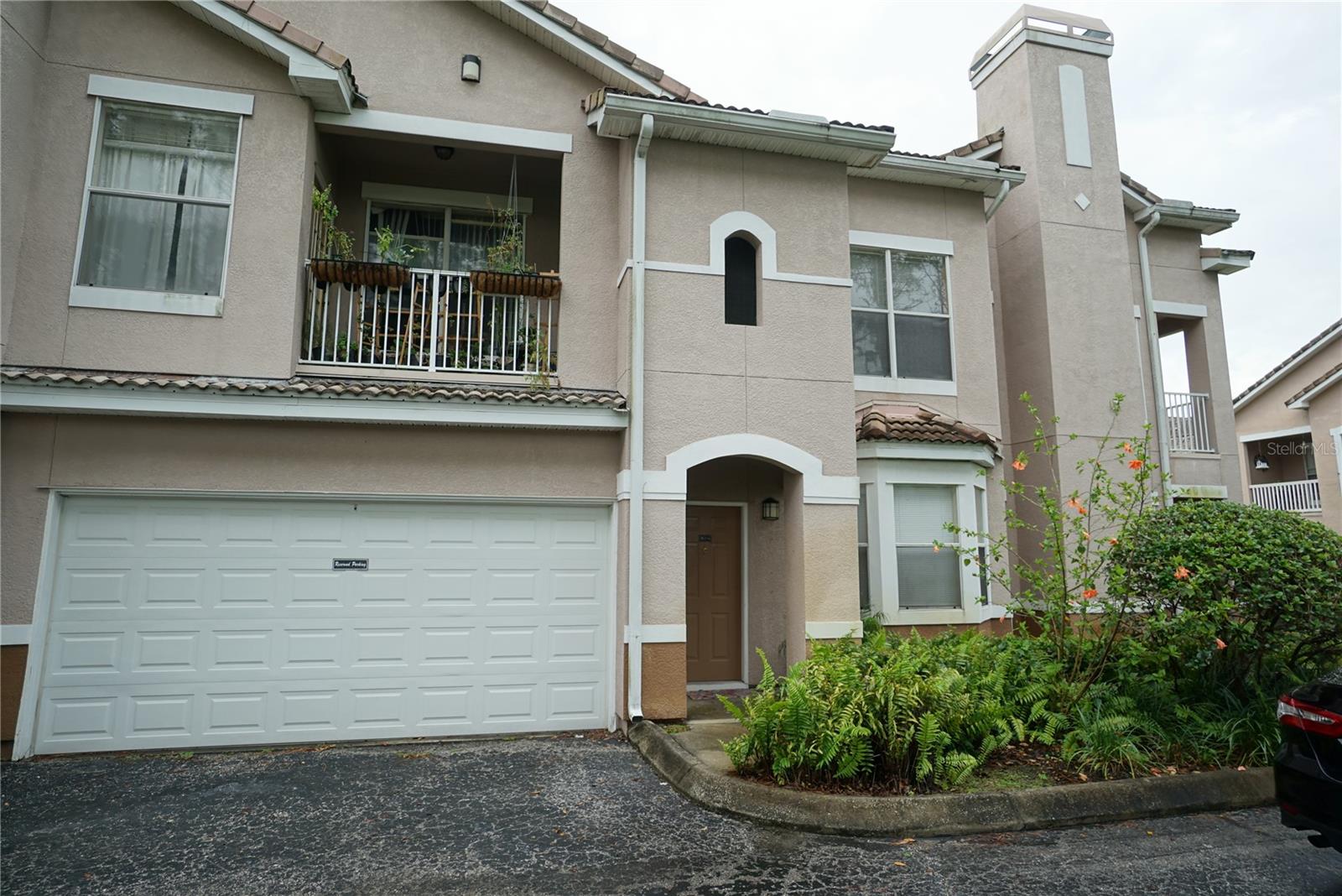 18004 Villa Creek Dr Property Photo 2