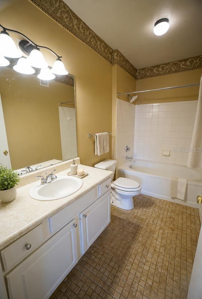 18004 Villa Creek Dr Property Photo 13