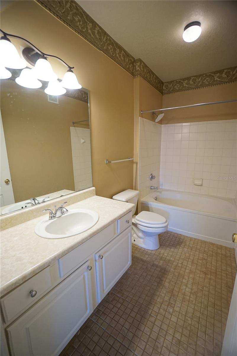 18004 Villa Creek Dr Property Photo 14