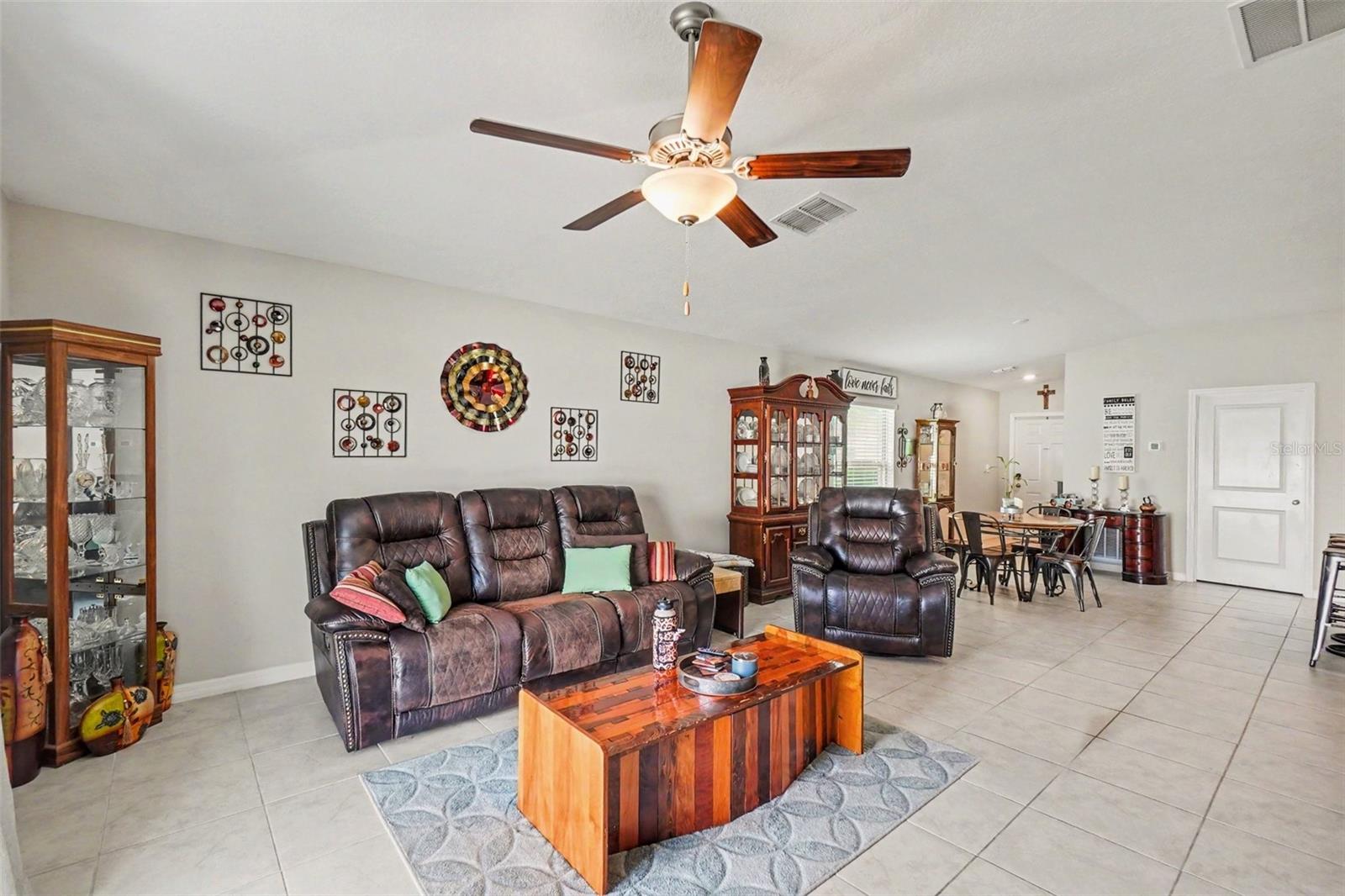 14907 Imperial Purple Ln Property Photo 2
