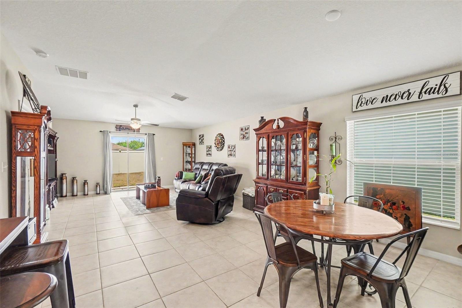 14907 Imperial Purple Ln Property Photo 6