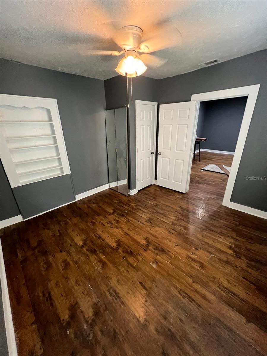 1708 E Nome St Property Photo 8