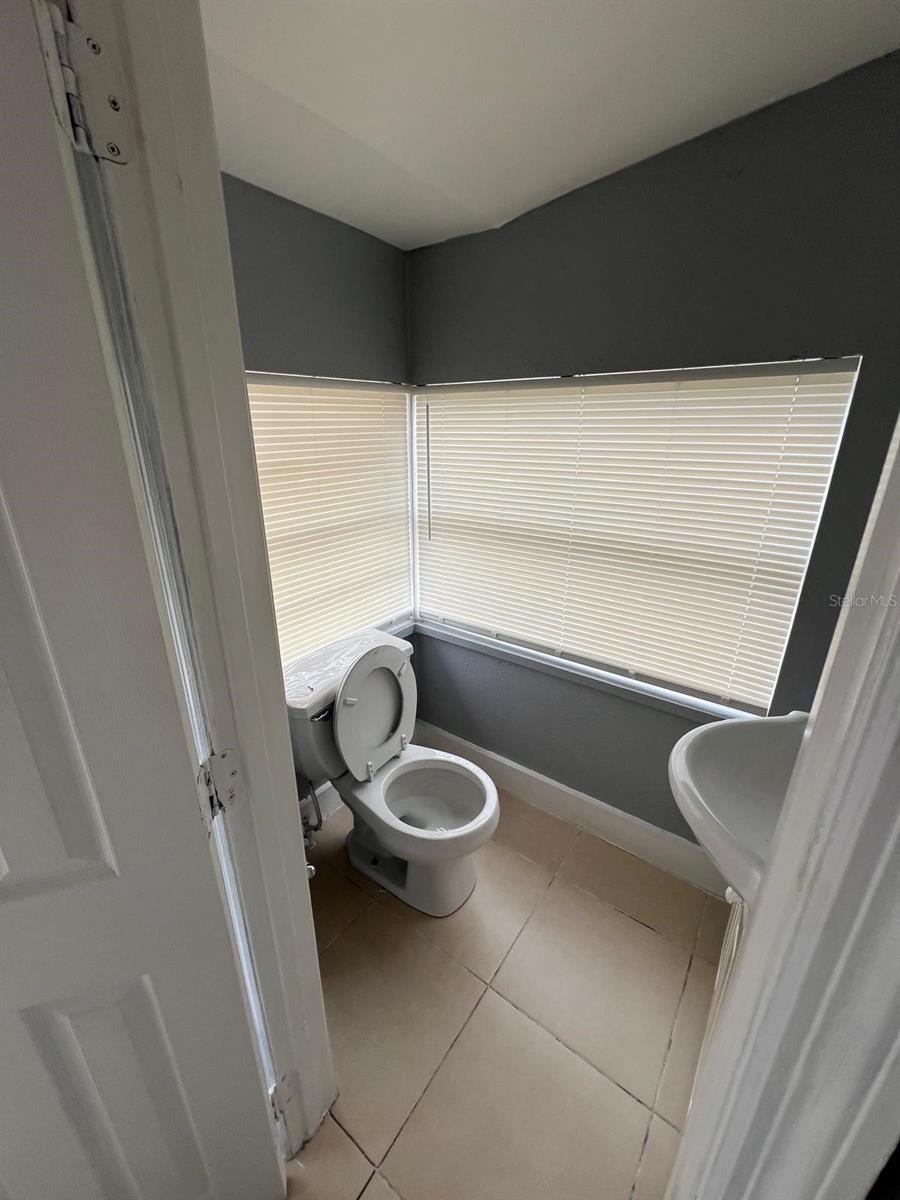 1708 E Nome St Property Photo 20