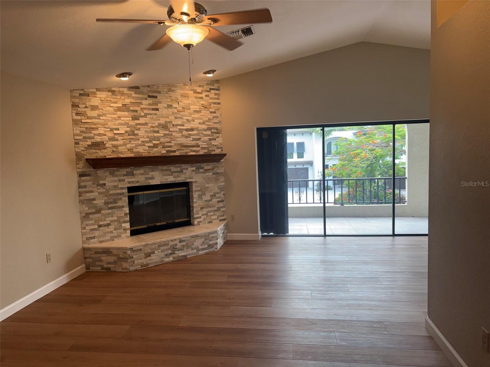15810 Redington Dr Property Photo 10