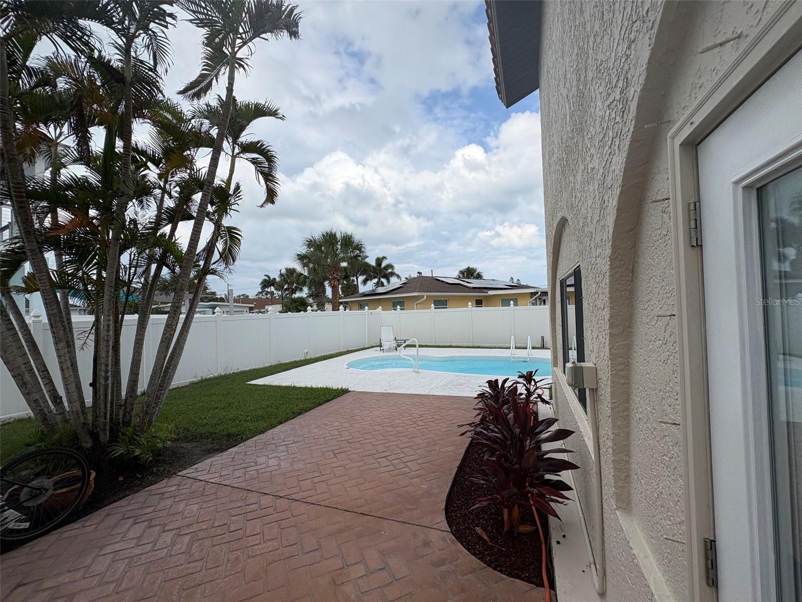 15810 Redington Dr Property Photo 34