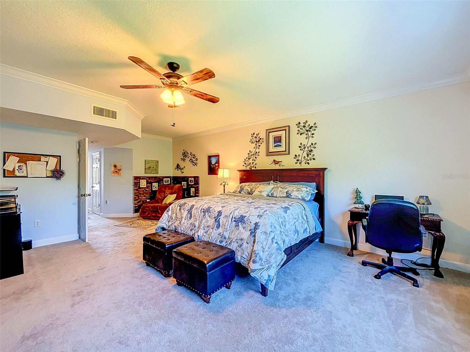 1722 Arabian Ln Property Photo 28