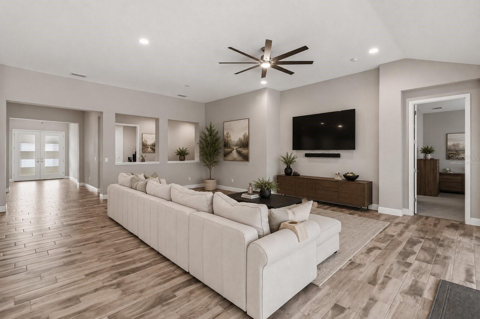 7526 Paradiso Dr Property Photo 7