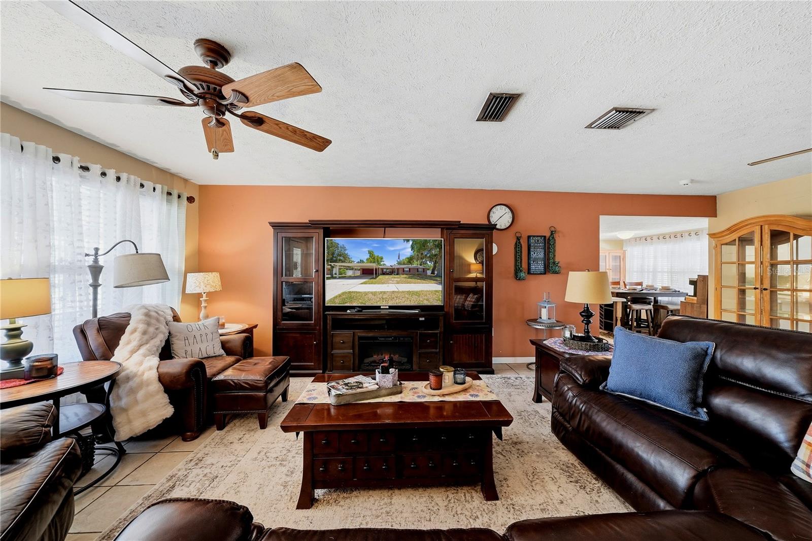 3801 Upland Pl Property Photo 6