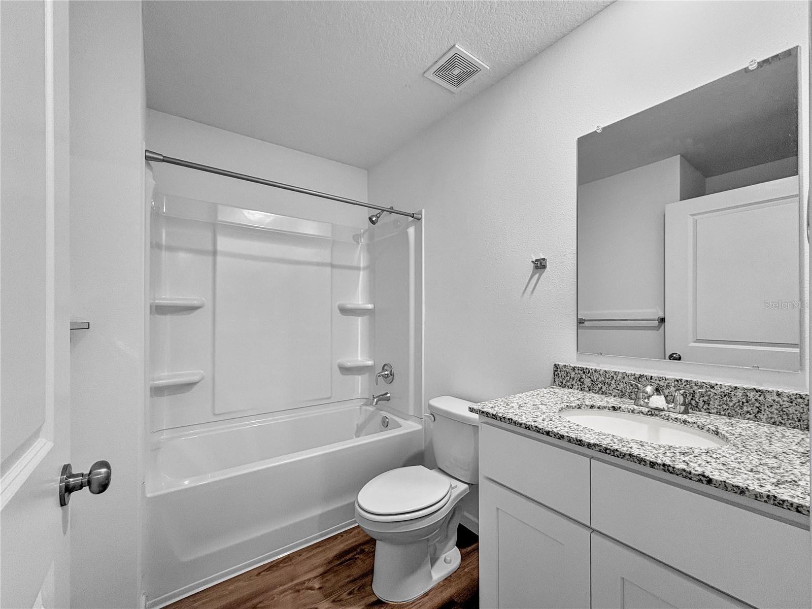 TB8523733 Property Photo 14