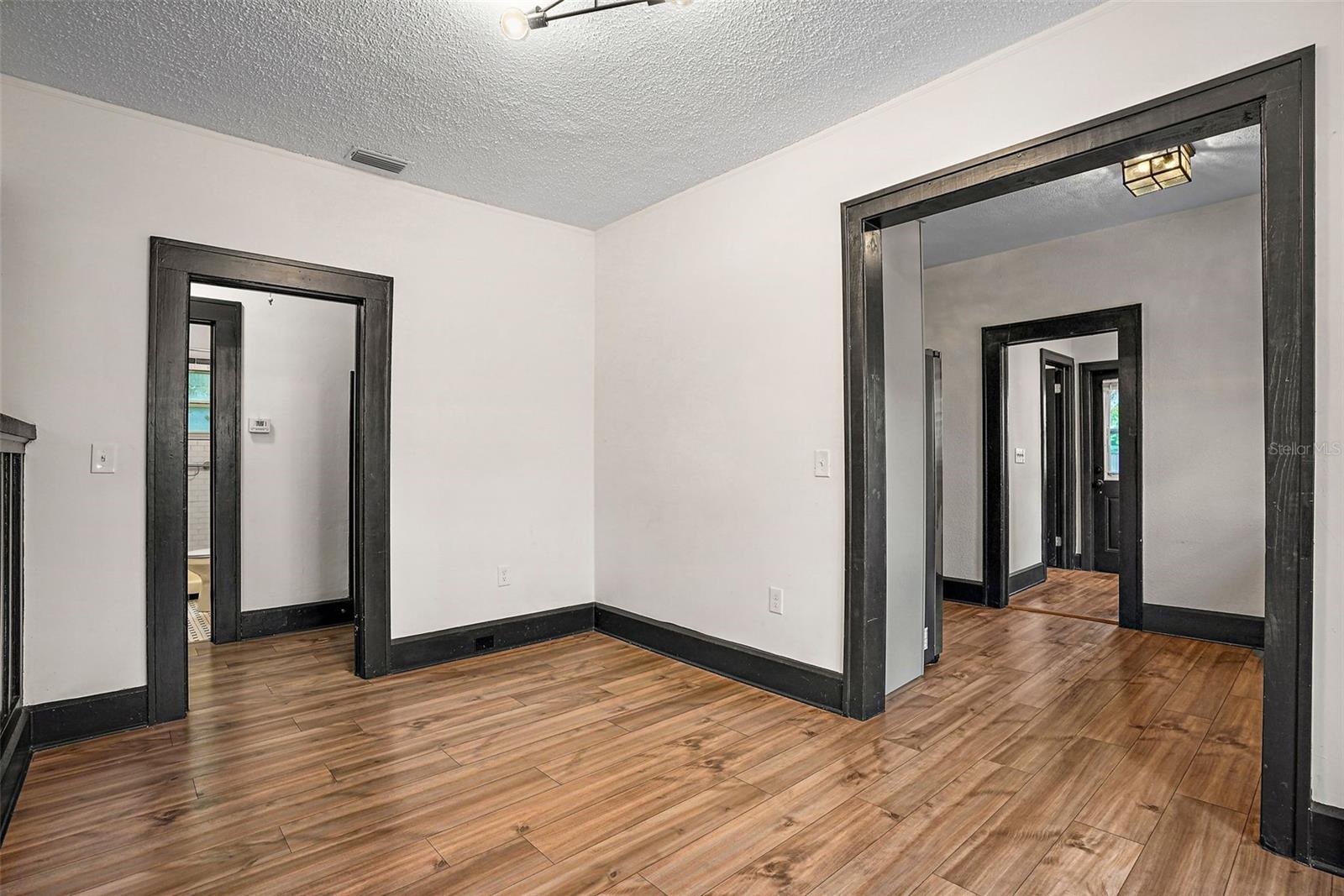 2111 Burlington Ave N Property Photo 17