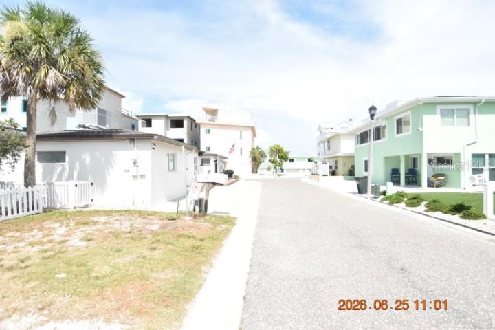 146 Coral Ave #c Property Photo 3