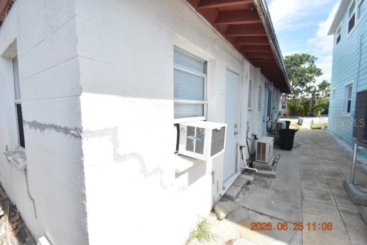 146 Coral Ave #c Property Photo 10