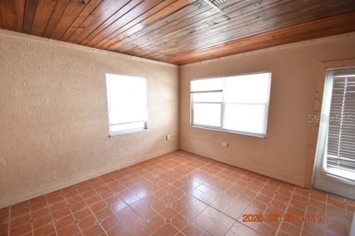 146 Coral Ave #c Property Photo 11