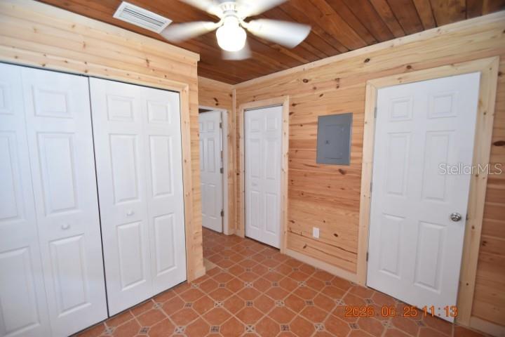 146 Coral Ave #c Property Photo 18