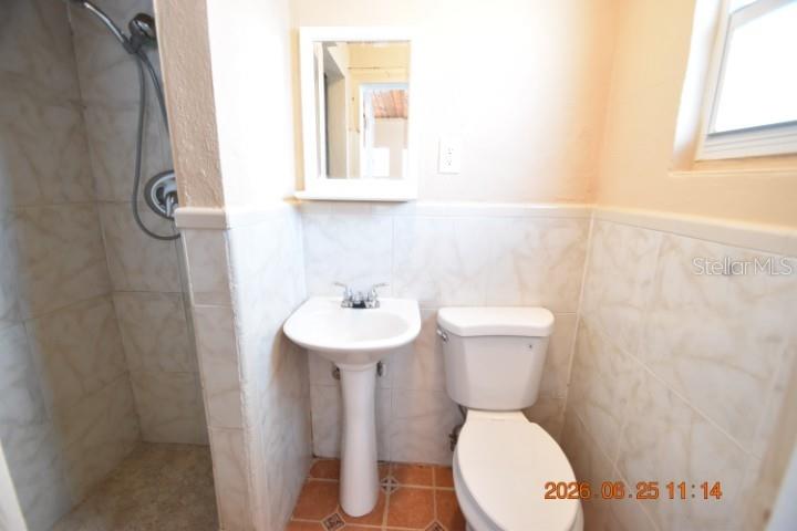 146 Coral Ave #c Property Photo 20