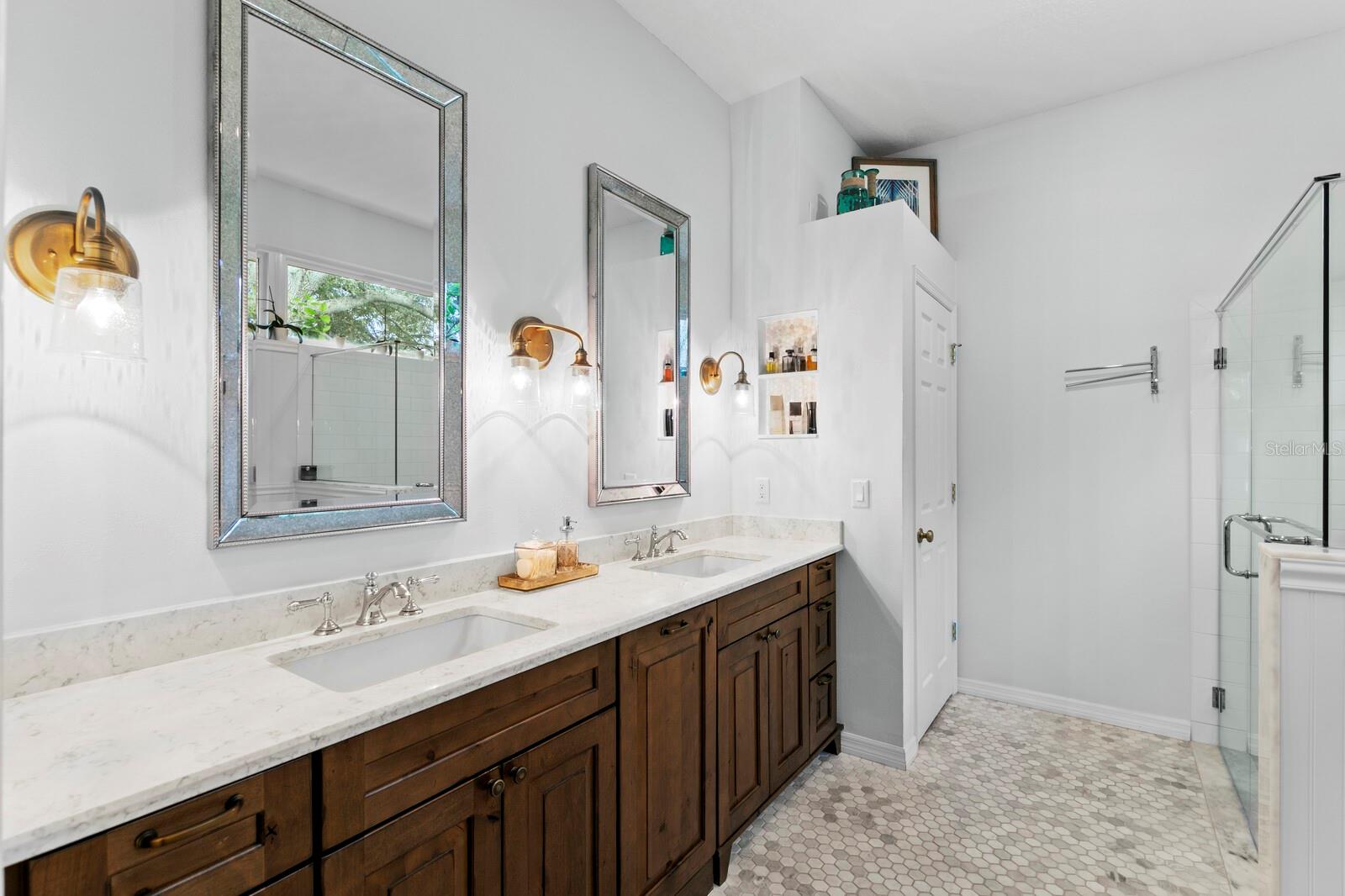 8412 Ridgebrook Cir Property Photo 45