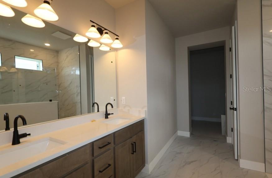 11804 Full Moon Loop Property Photo 13