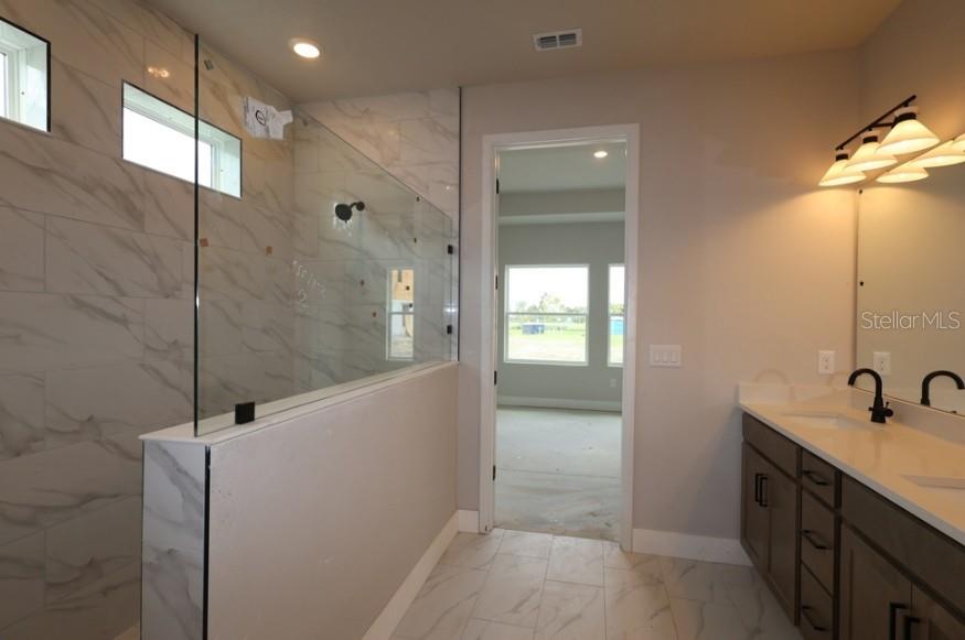 11804 Full Moon Loop Property Photo 14