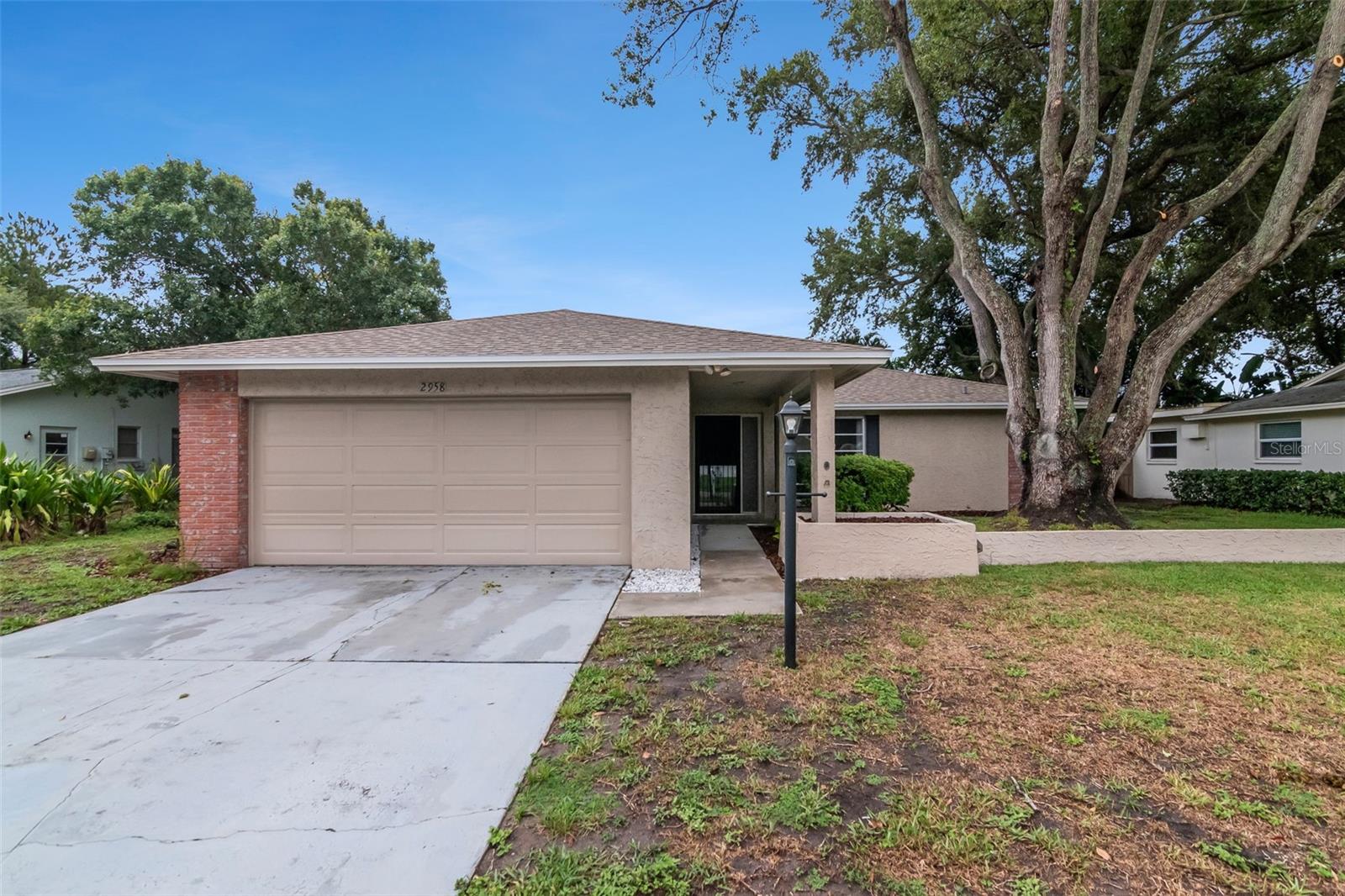 2958 Dundee Dr Property Photo 1