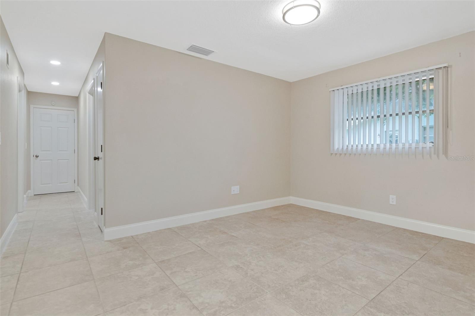 2958 Dundee Dr Property Photo 18