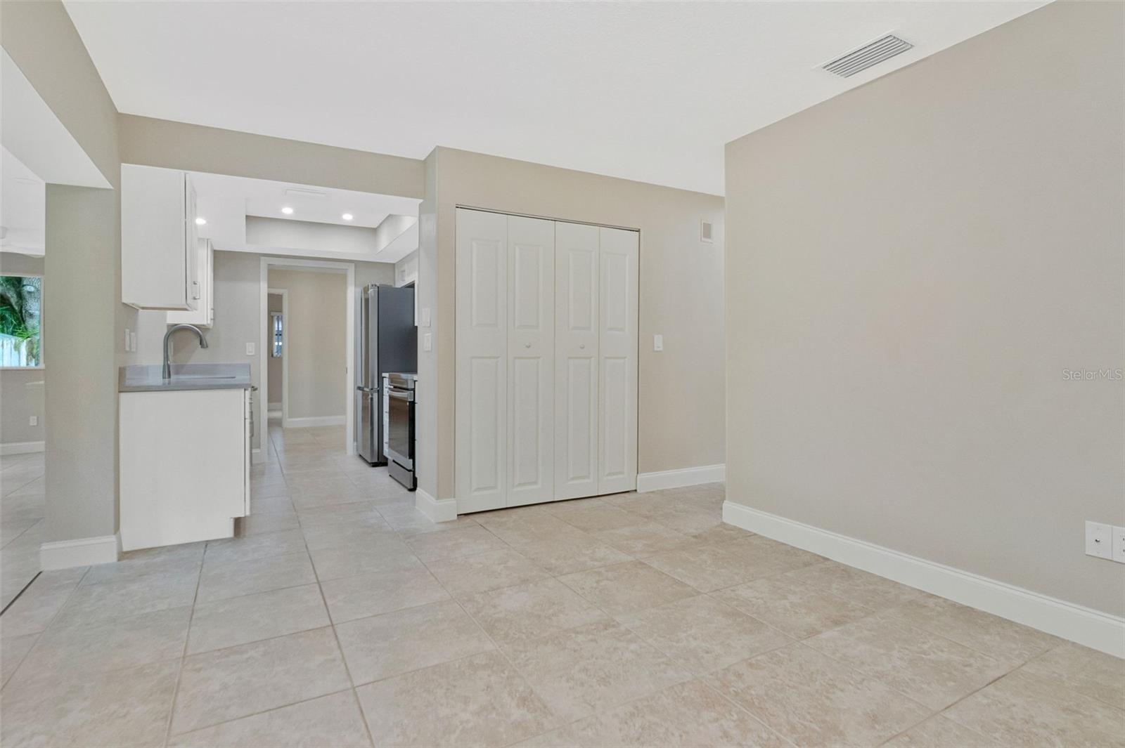 2958 Dundee Dr Property Photo 23