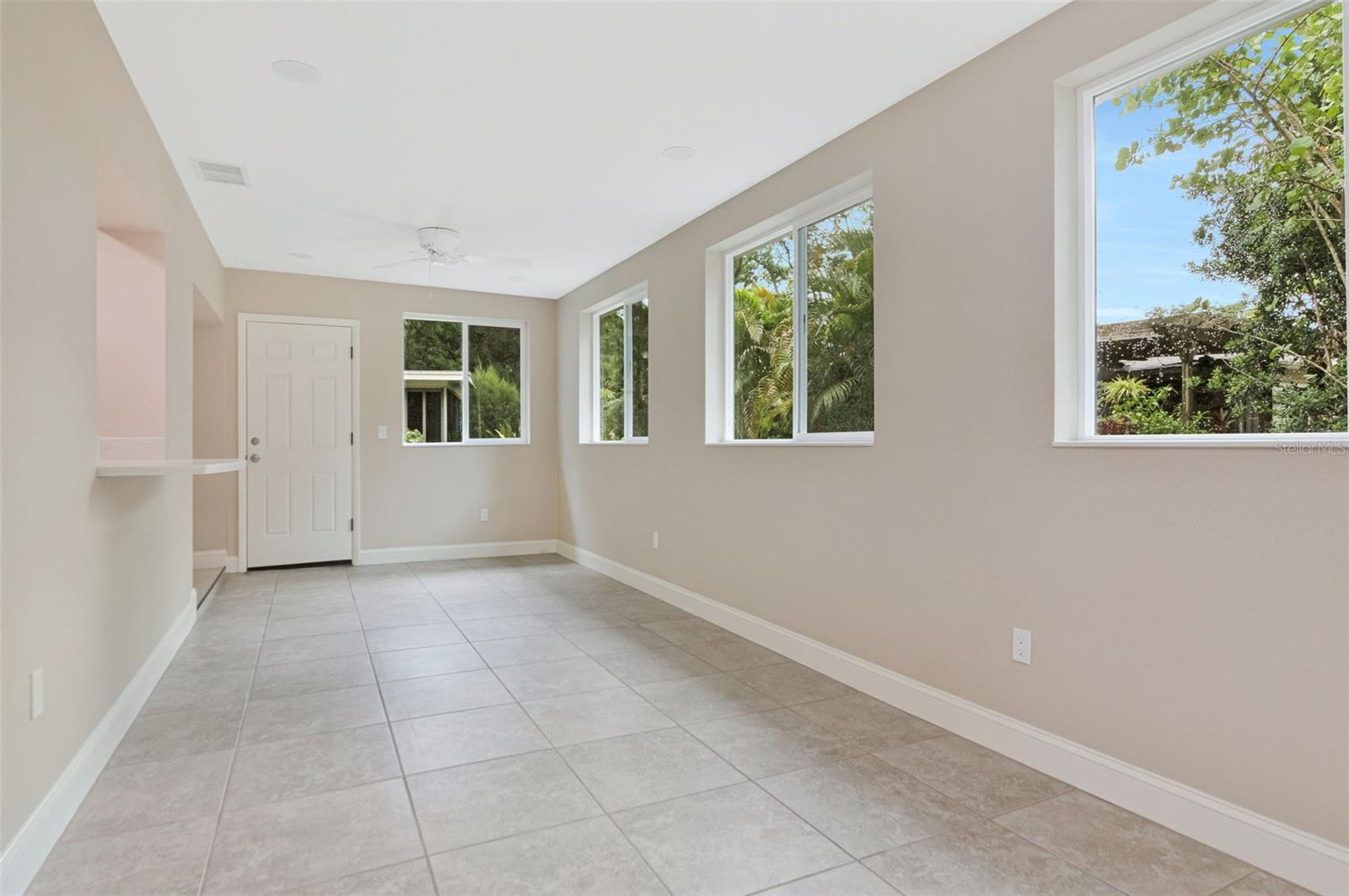 2958 Dundee Dr Property Photo 30