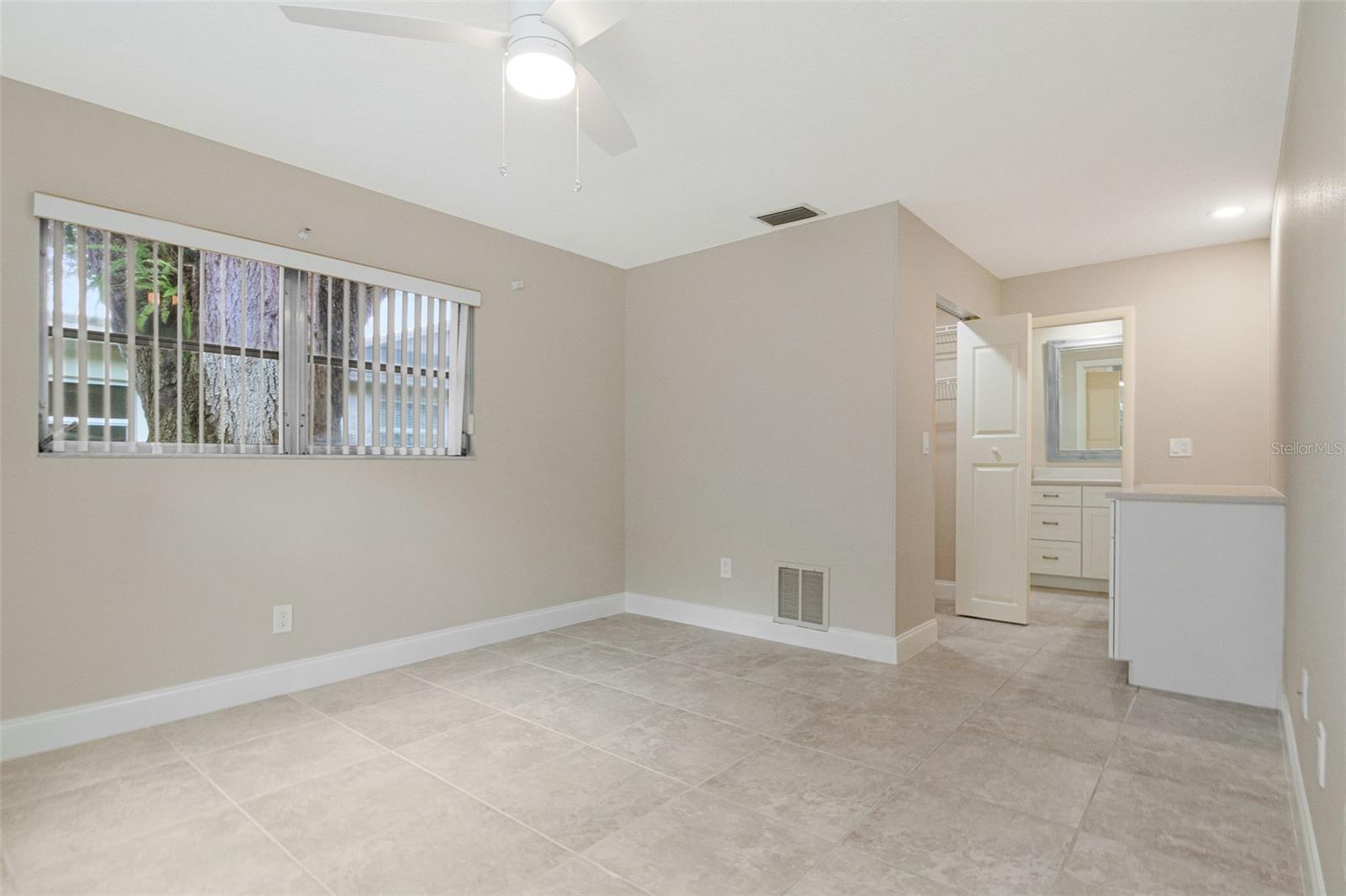 2958 Dundee Dr Property Photo 33