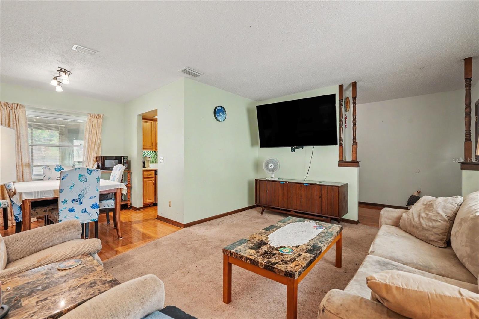 2815 Linden Tree St Property Photo 6