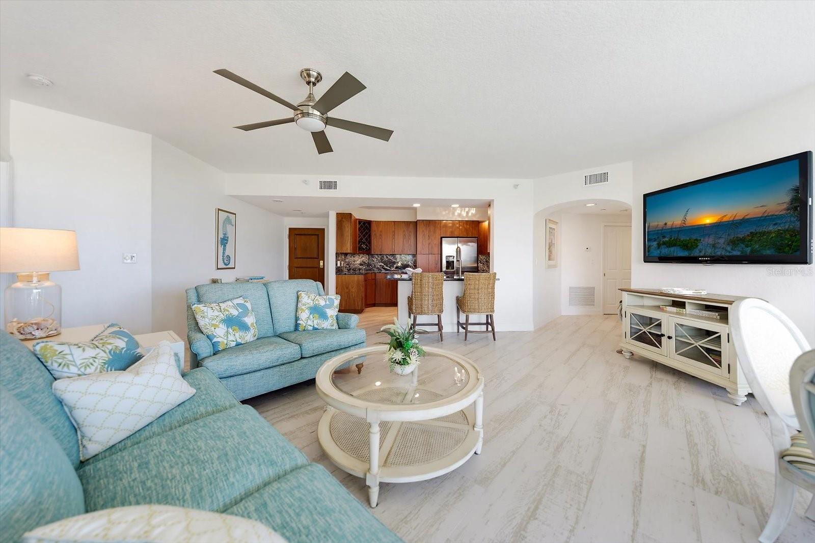 1170 Gulf Blvd #404 Property Photo 11
