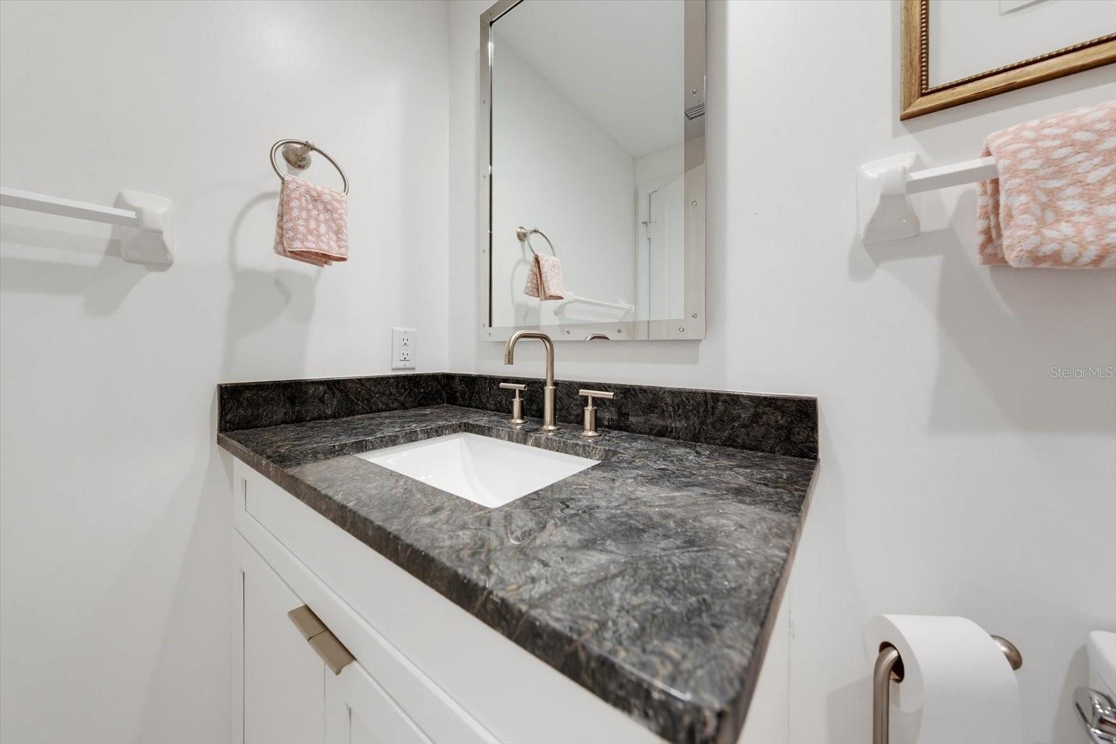 1170 Gulf Blvd #404 Property Photo 28