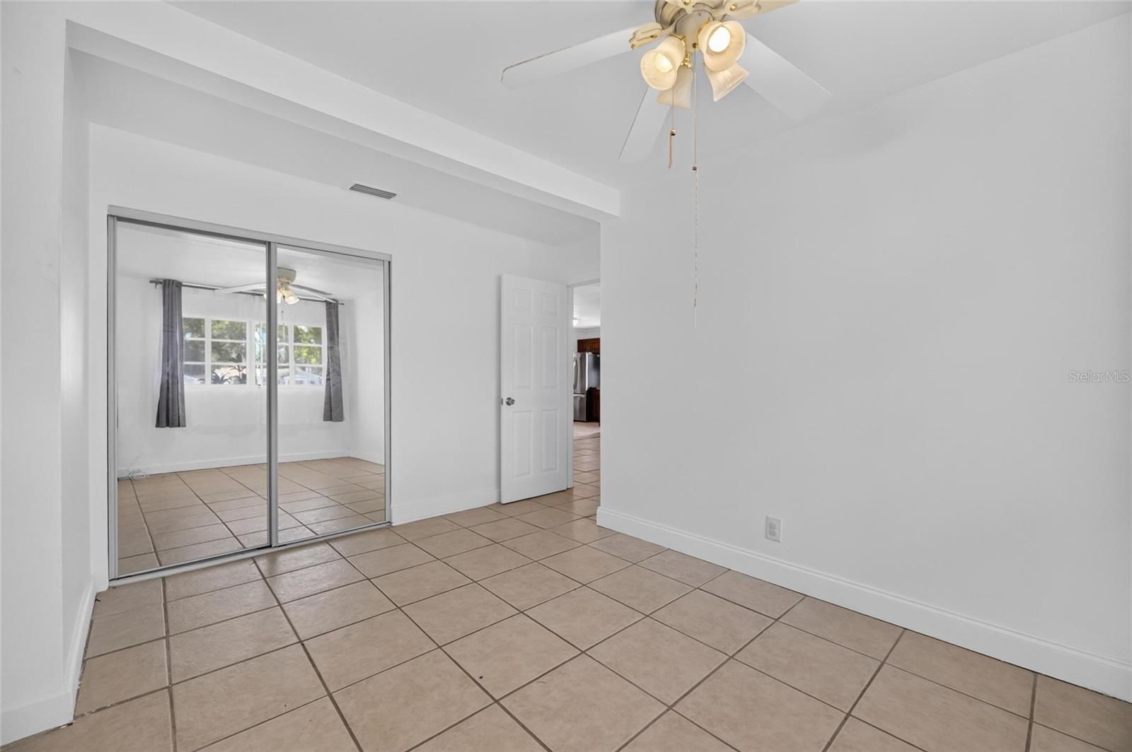 1005 E Flora St Property Photo 21