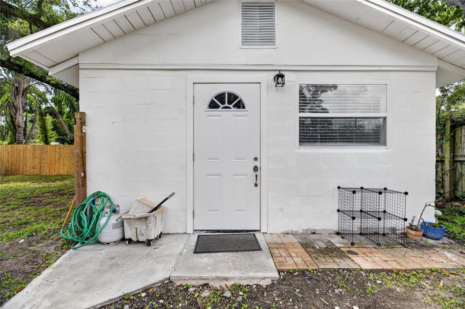 1005 E Flora St Property Photo 46