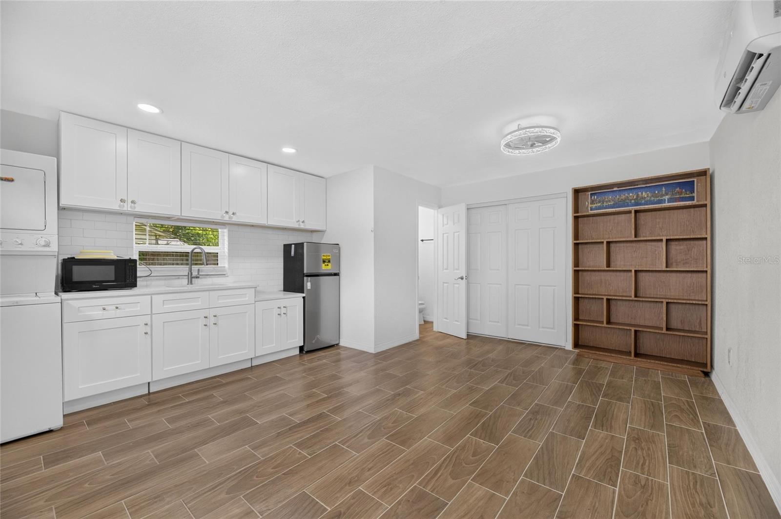 1005 E Flora St Property Photo 50