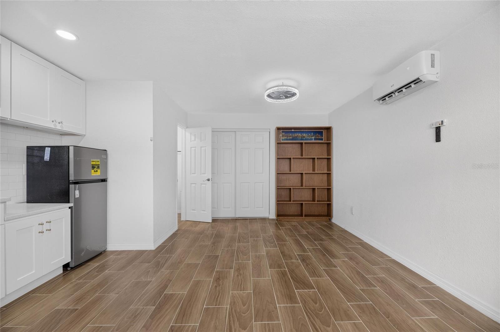 1005 E Flora St Property Photo 51