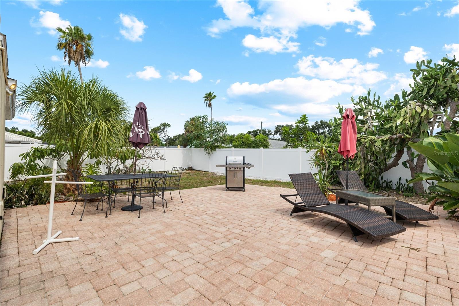 1070 Mccarty St Property Photo 45