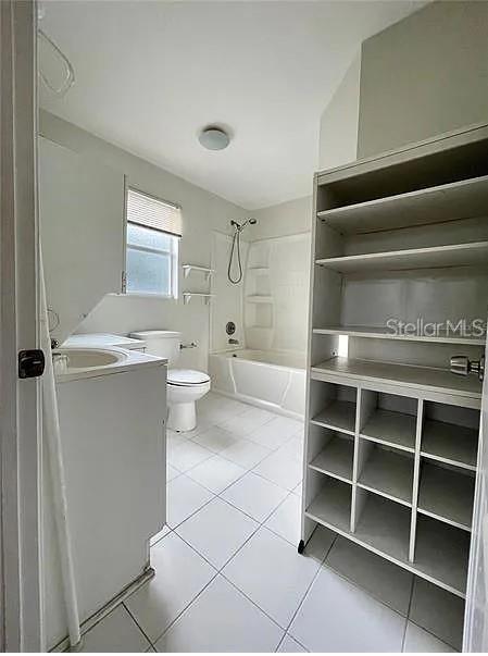 912 Druid Rd E Property Photo 21