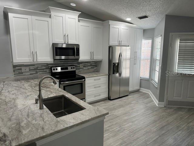 3198 Claremont Pl #a Property Photo 7