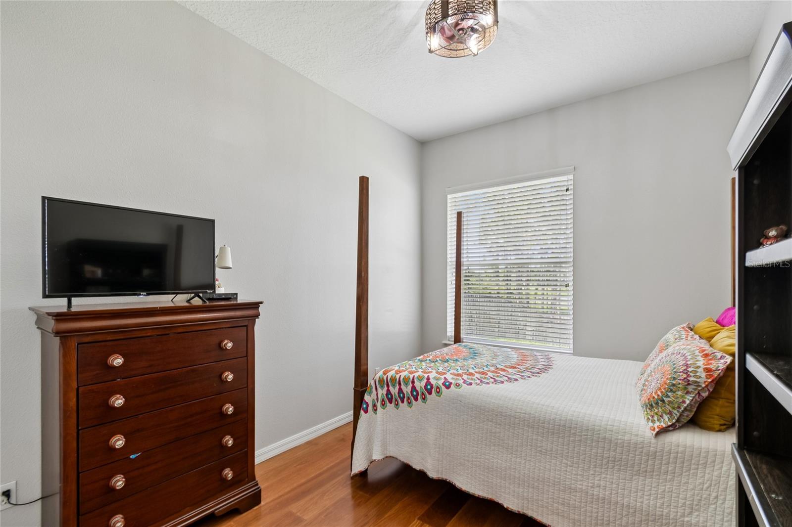 114 Glen Abbey Ln Property Photo 36