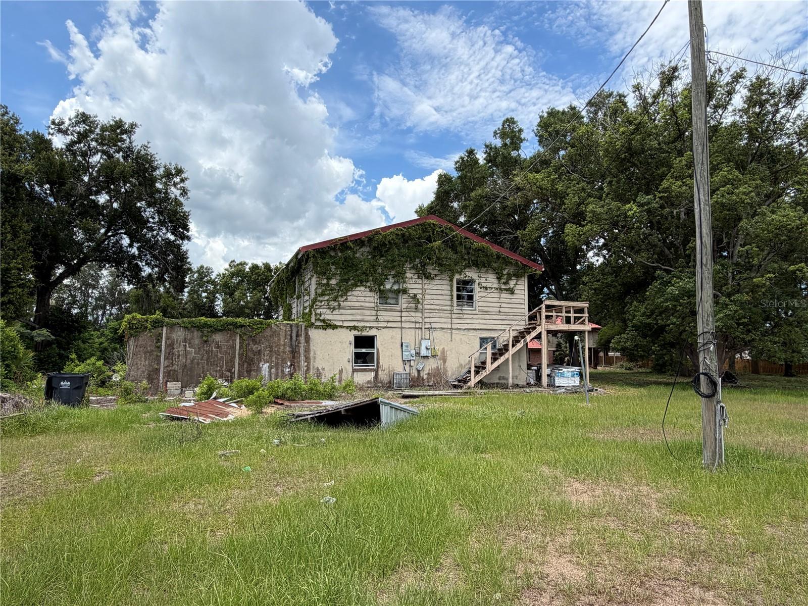 4215 Stearns Rd Property Photo 5