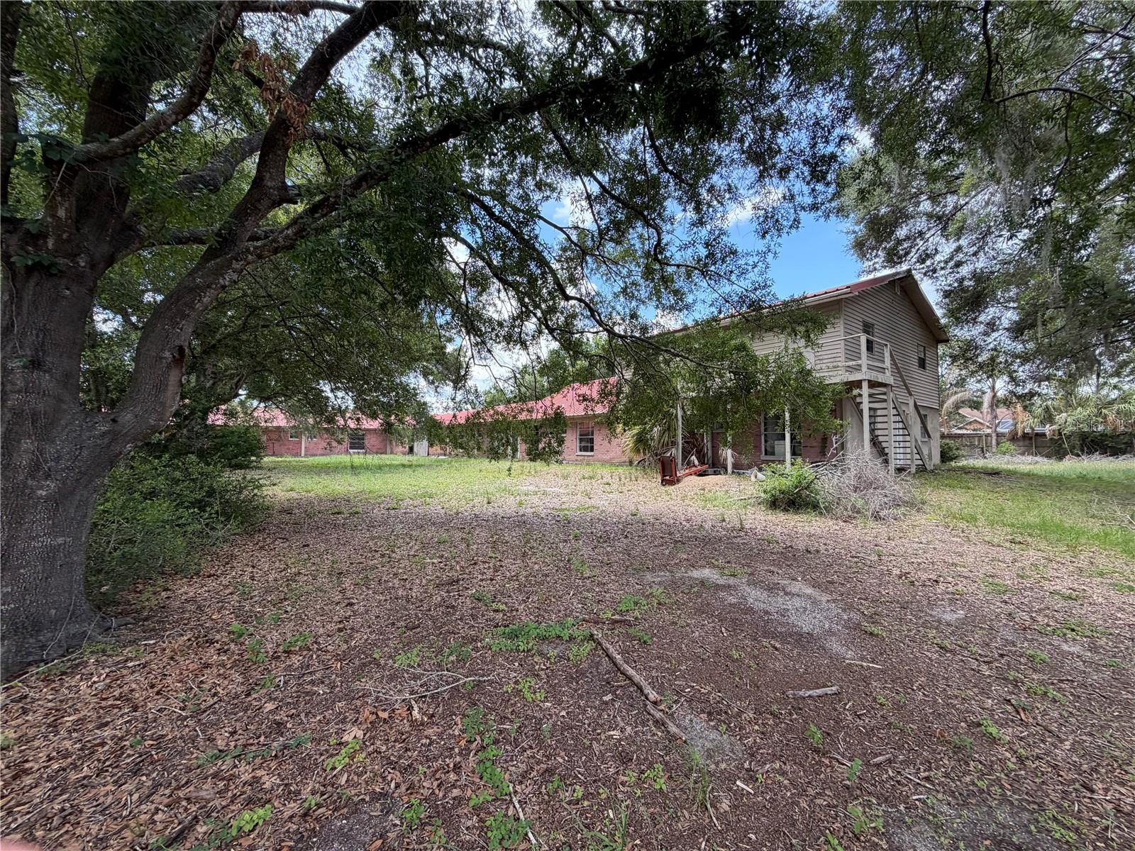 4215 Stearns Rd Property Photo 8