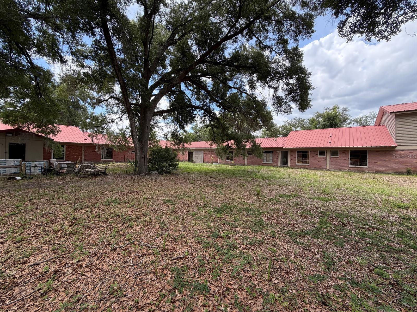 4215 Stearns Rd Property Photo 20