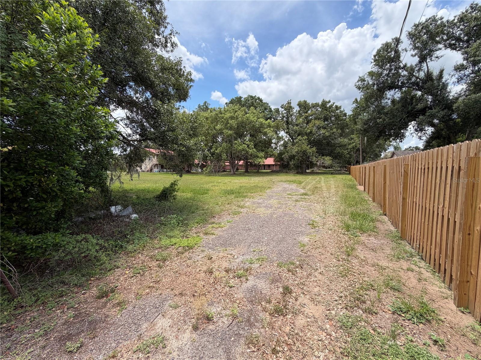 4215 Stearns Rd Property Photo 22