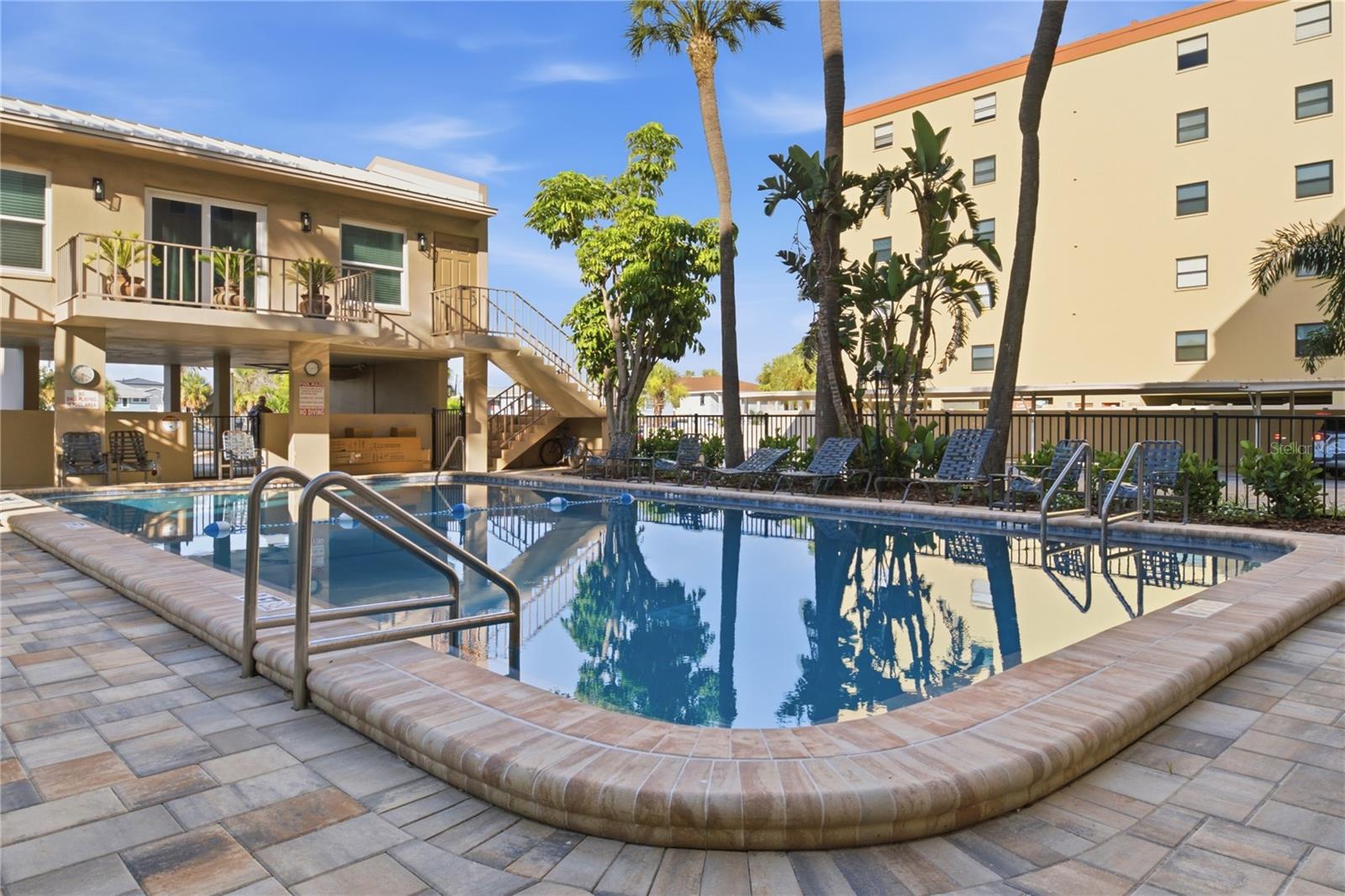 14800 Gulf Blvd #303 Property Photo 32